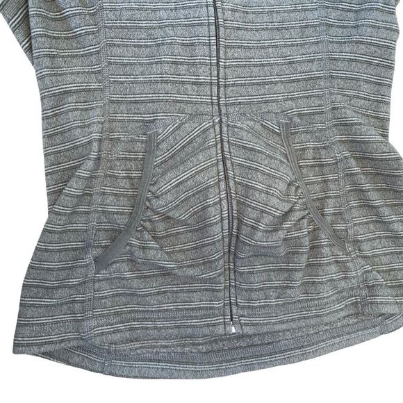 The North Face Women’s Small Fray Zipup Hoodie Jacket - Picture 7 of 9